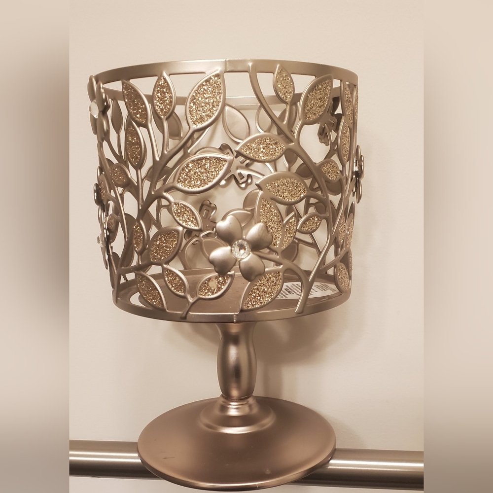 BBW 3 Wick Candle Holder